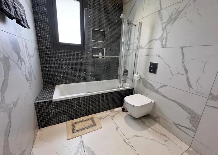 ヴィラ Modern 3 Bedroom With Pool パ フォス